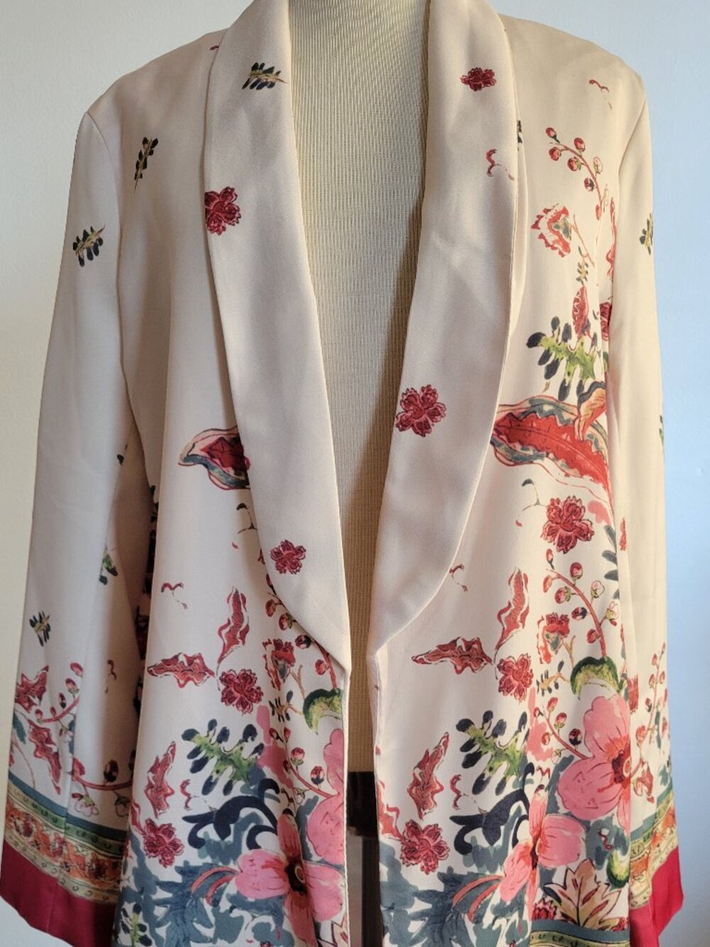 Silky Floral Wrap Blazer Kimono Jacket | Tie Waist | Medium | Like New